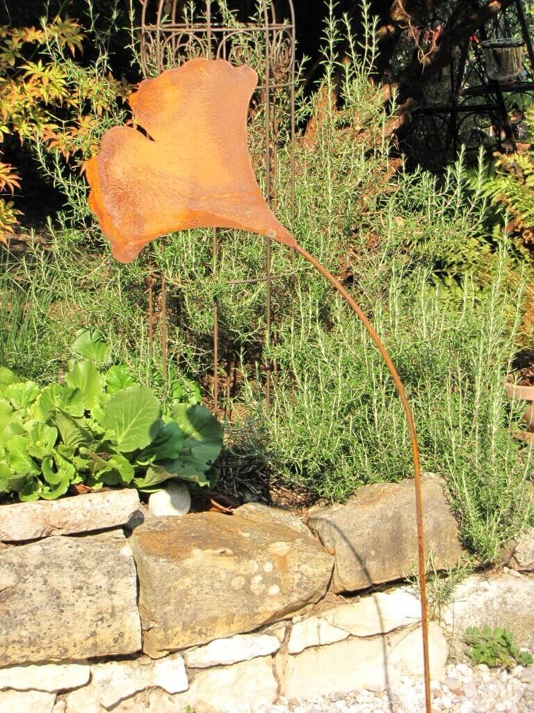 Decoro in acciaio corten a forma di FOGLIA di GINKGO
